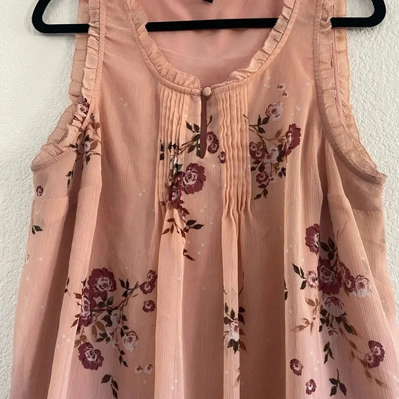 Torrid Peach Floral Chiffon Ruffle Trim Keyhole Sleeveless Tank Top Size 1X - Picture 6 of 9
